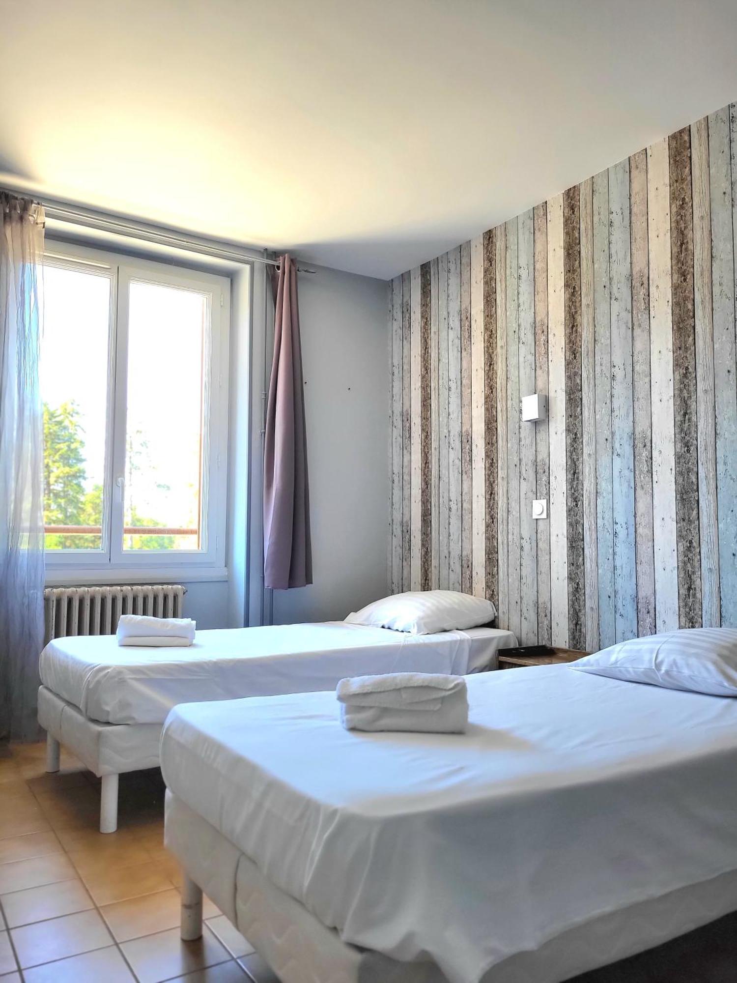 Cit'Hotel La Residence Villebois Esterno foto